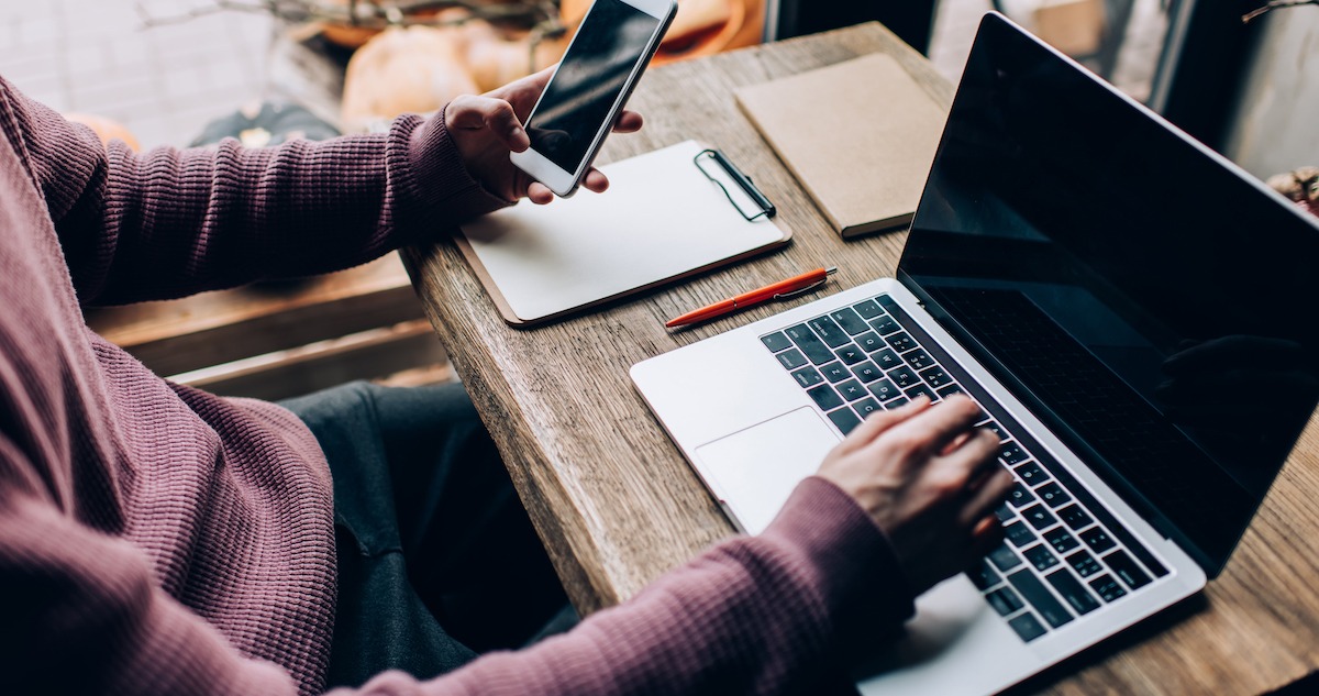 How to send large video files: image of a man working on a laptop.
