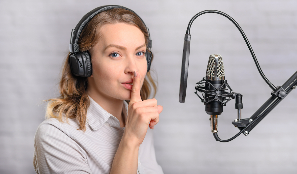 Great voice overs: voice actor in front of a mic