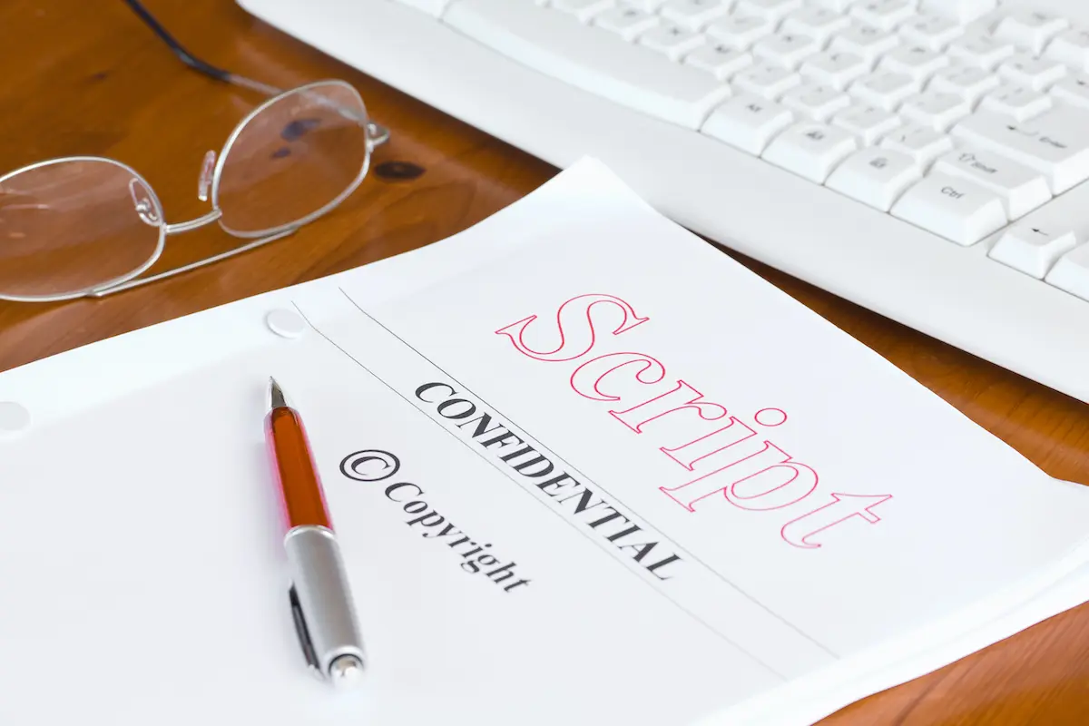 what does a casting agent do?